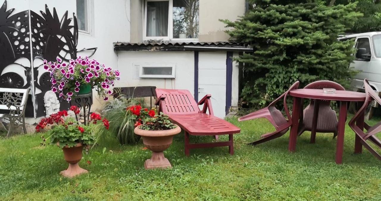 Kambario Nuoma Namelyje Hotel Kaunas Buitenkant foto